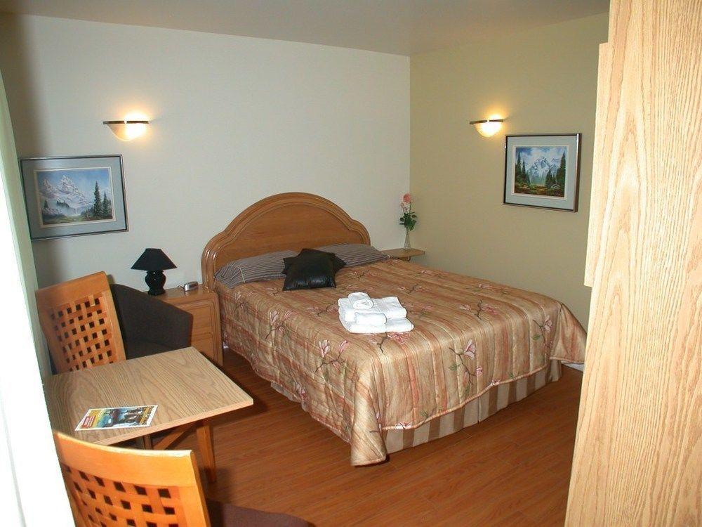 ريبنتينيي Motel Derfal المظهر الخارجي الصورة